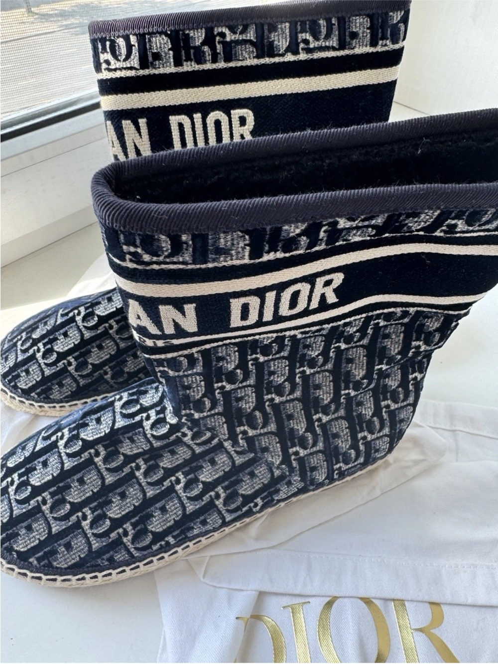 Dior Navy White Logo Mid-Calf Bootie Women's Boots EU 36.5 CL 1120 36½ - Picture 4 of 6